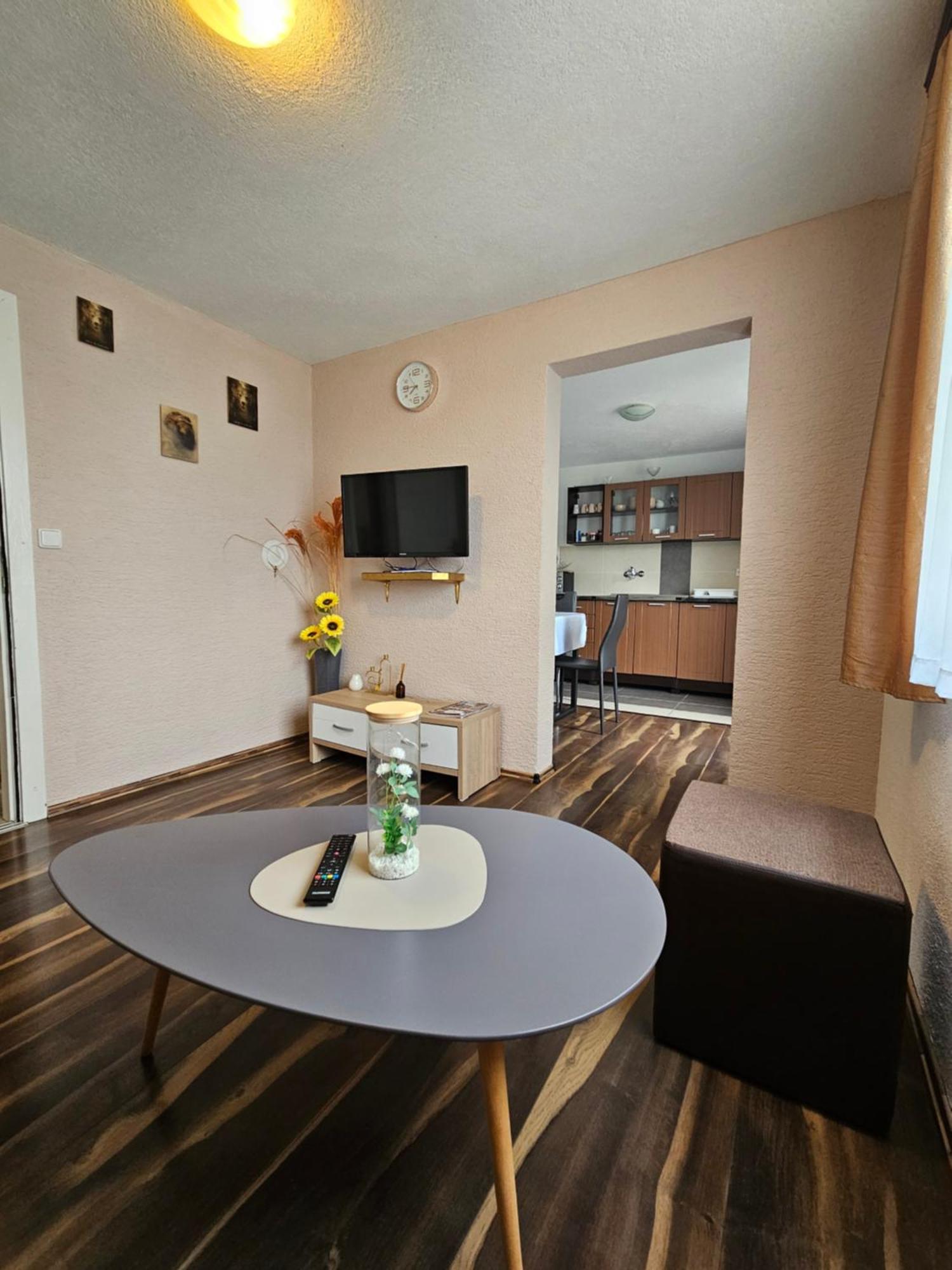 Apartments Luka 라코비카 외부 사진